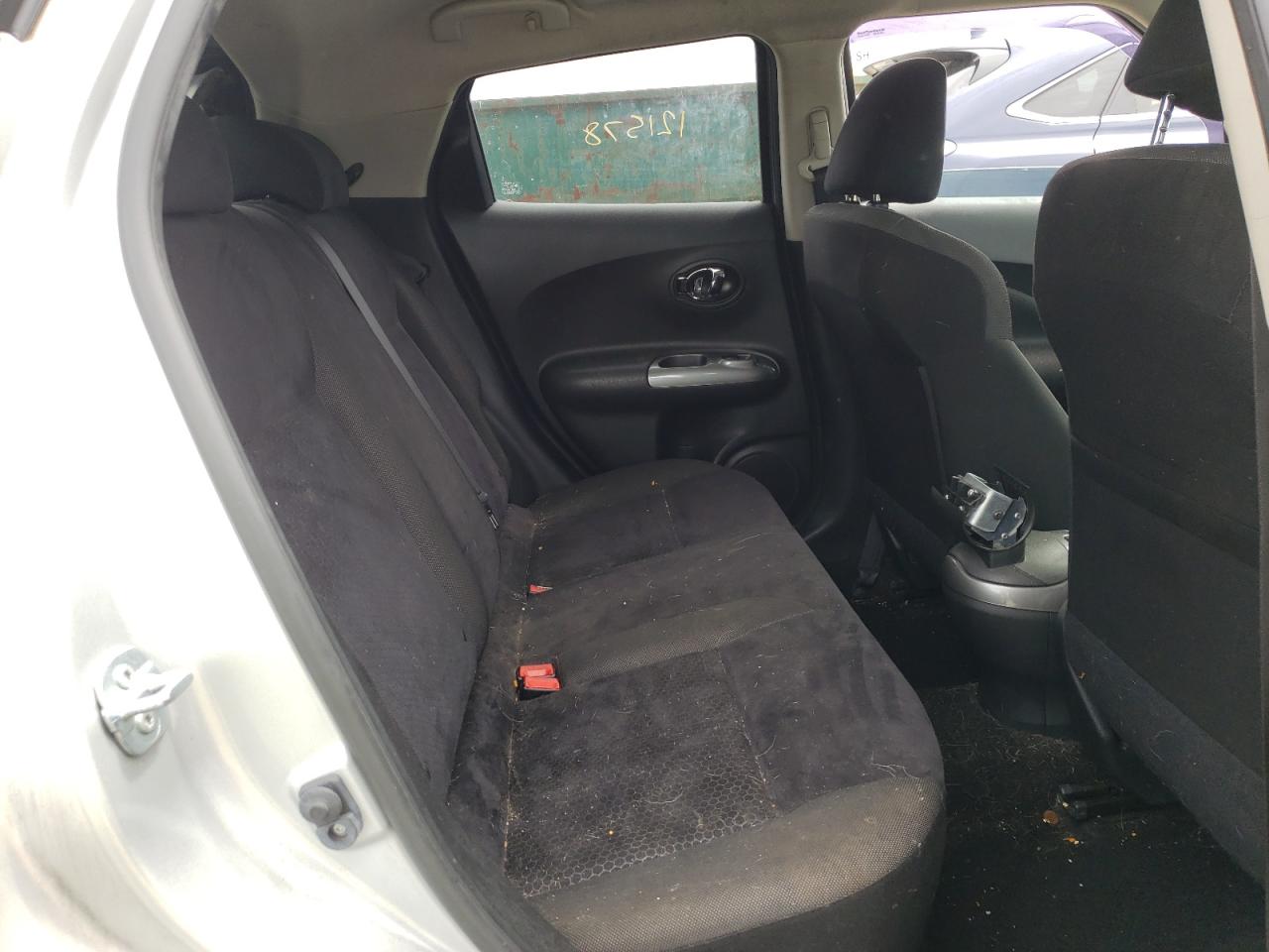 Photo 6 from auction – 2015 NISSAN JUKE S with VIN JN8AF5MR8FT502307