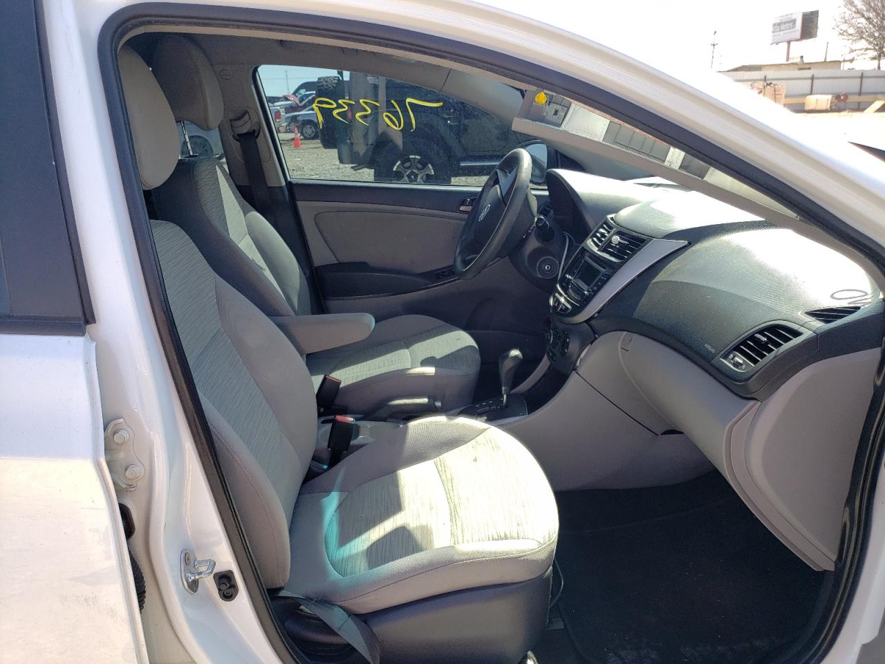Photo 5 from auction – 2017 HYUNDAI ACCENT SE with VIN KMHCT4AE9HU174199