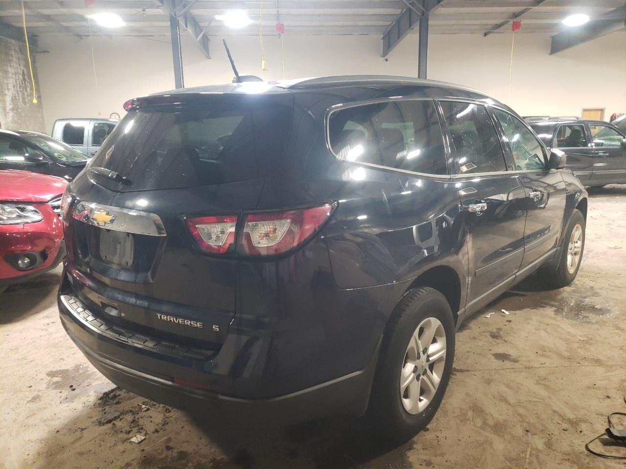 Photo 4 from auction – 2016 CHEVROLET TRAVERSE L with VIN 1GNKRFED4GJ237289