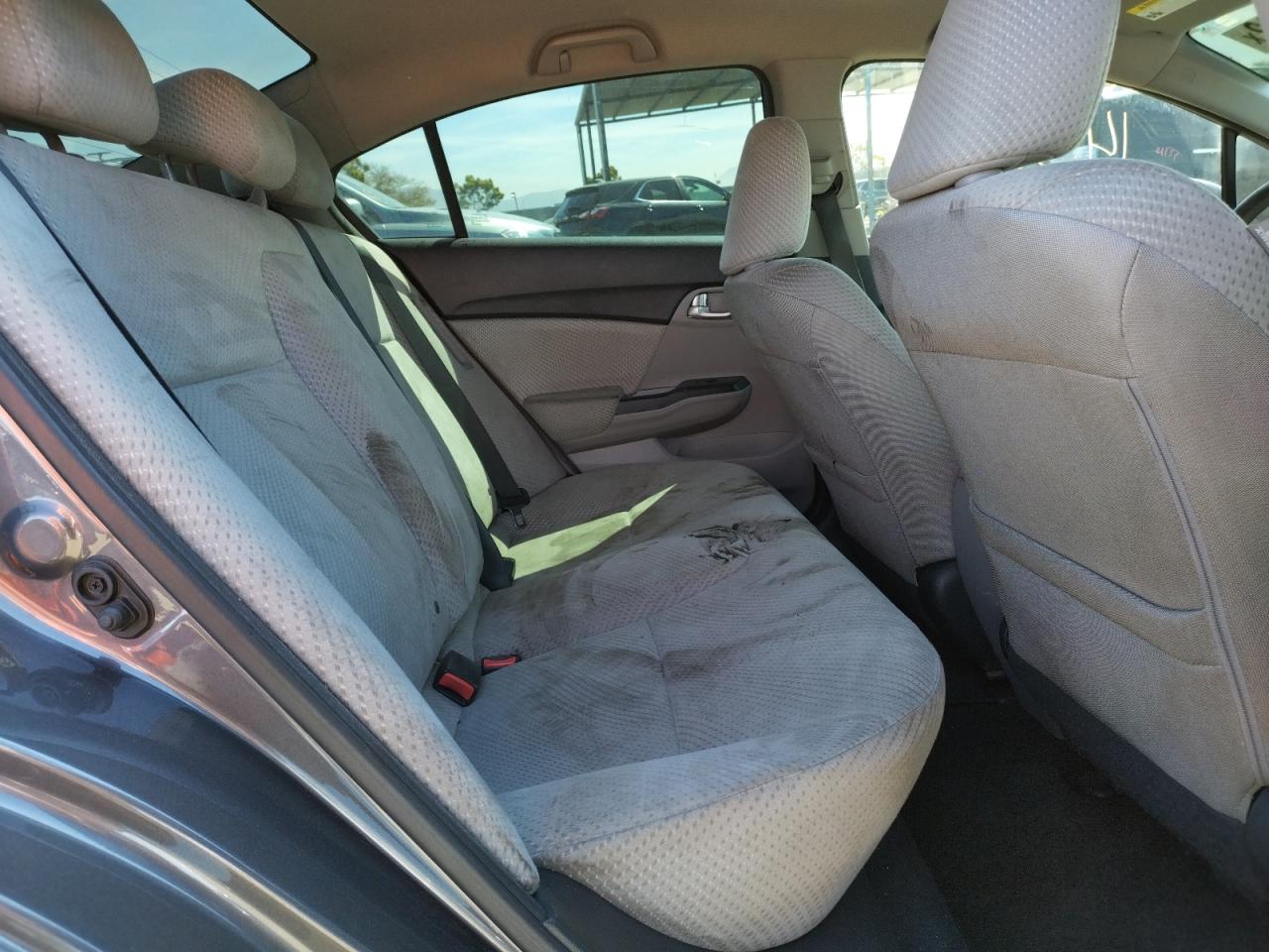Photo 6 from auction – 2015 HONDA CIVIC HYBR with VIN 19XFB4F28FE201536