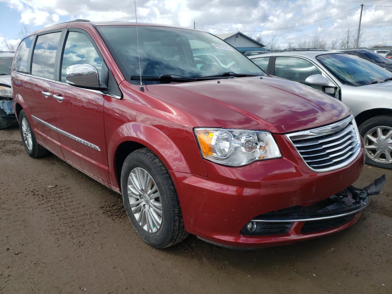 CHRYSLER TOWN & COU 2016 with VIN 2C4RC1CG4GR190852 - Photo from auction
