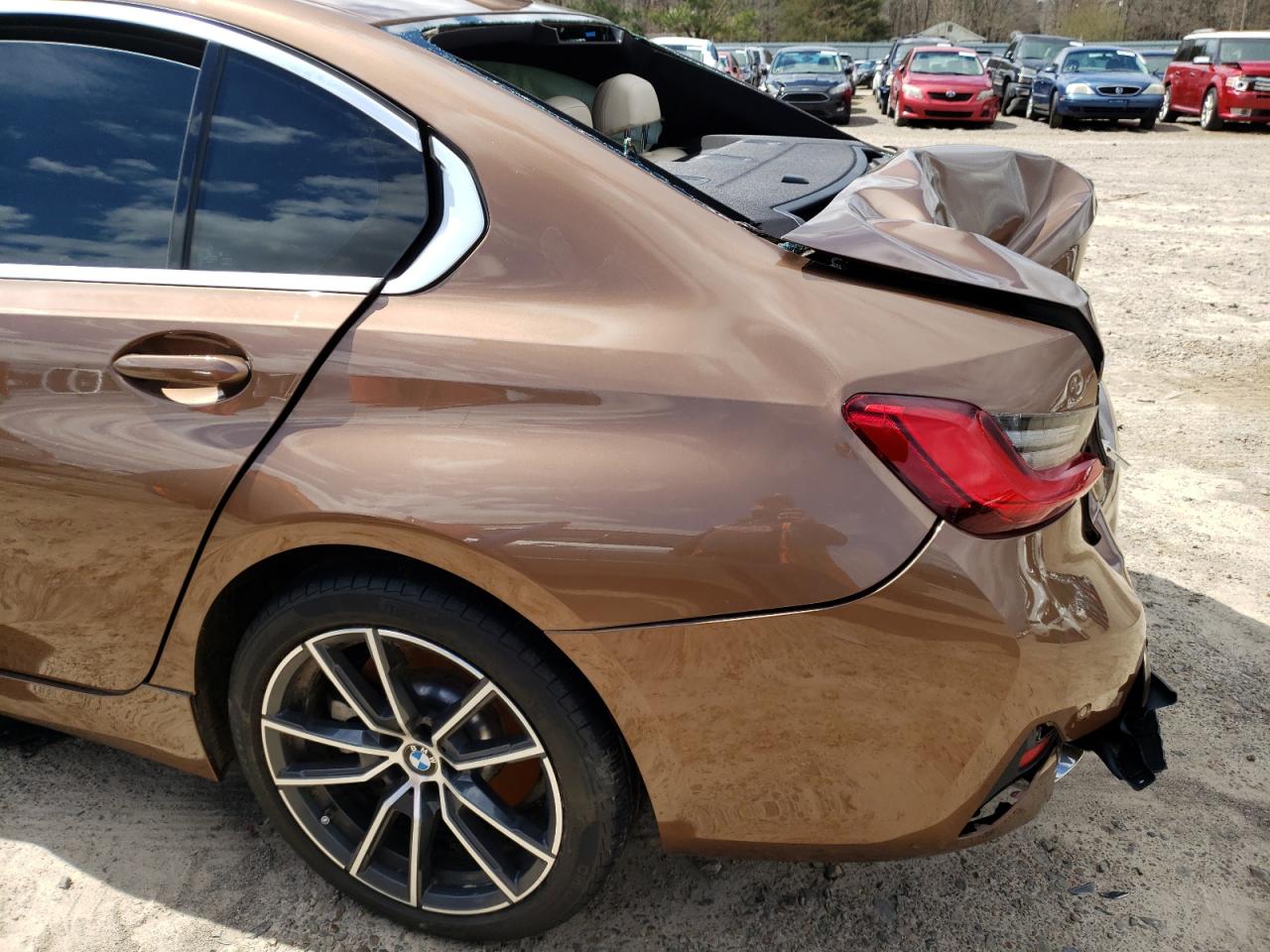Photo 9 from auction – 2019 BMW 330I with VIN WBA5R1C5XKAJ98766