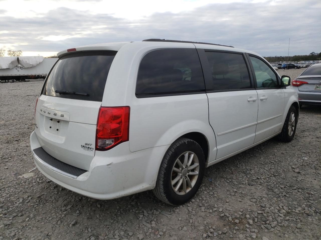 Photo 4 from auction – 2015 DODGE GRAND CARA with VIN 2C4RDGCG4FR586892