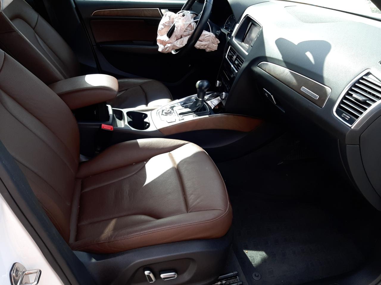 Photo 5 from auction – 2014 AUDI Q5 with VIN WA1DGAFP2EA051941