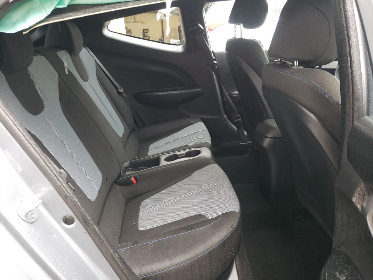 Photo 6 from auction – 2019 HYUNDAI VELOSTER B with VIN KMHTG6AF8KU017537