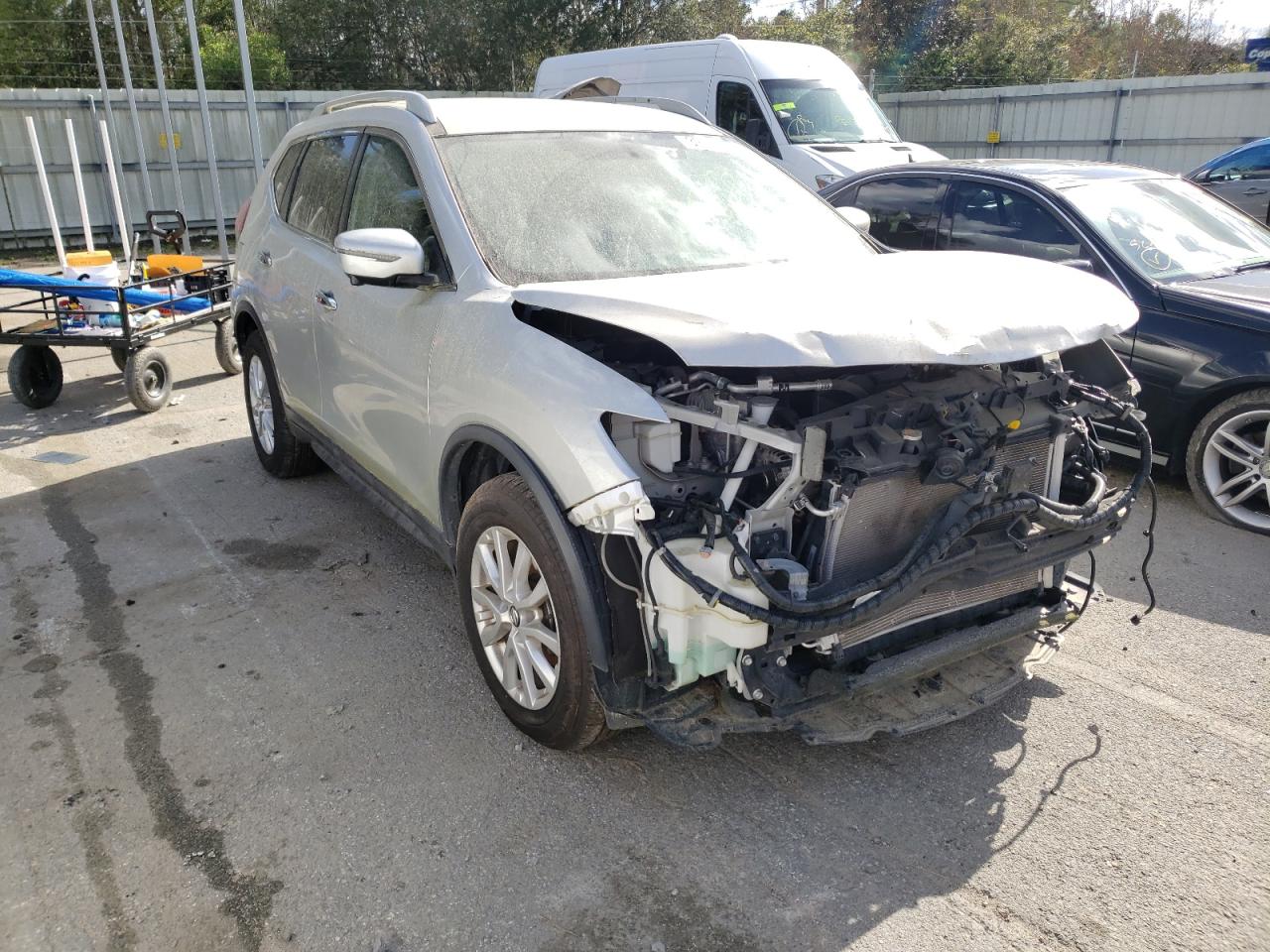 NISSAN ROGUE S 2018 with VIN 5N1AT2MT2JC703106 - Photo from auction