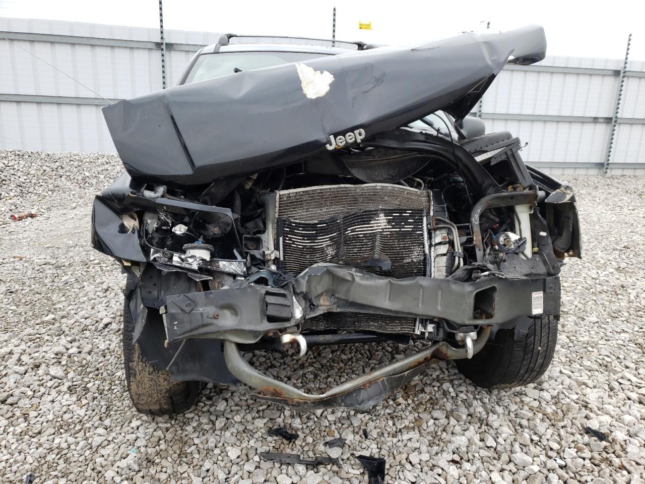 Photo 9 from auction – 2004 JEEP GRAND CHER with VIN 1J4GW48S14C226038