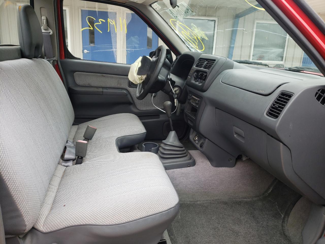 Photo 5 from auction – 2001 NISSAN FRONTIER with VIN 1N6DD21SX1C333370