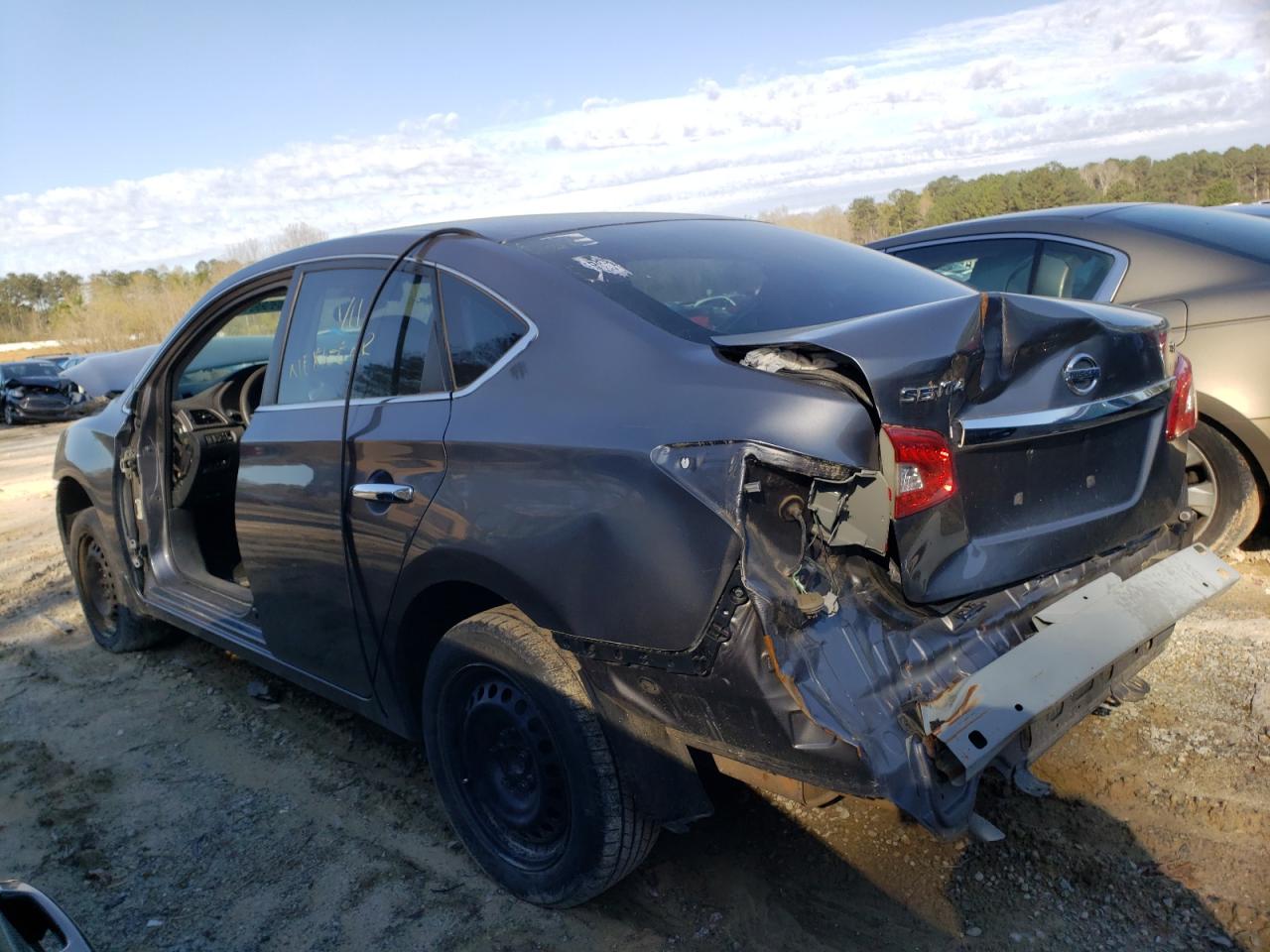 Photo 3 from auction – 2015 NISSAN SENTRA S with VIN 3N1AB7AP3FY337315