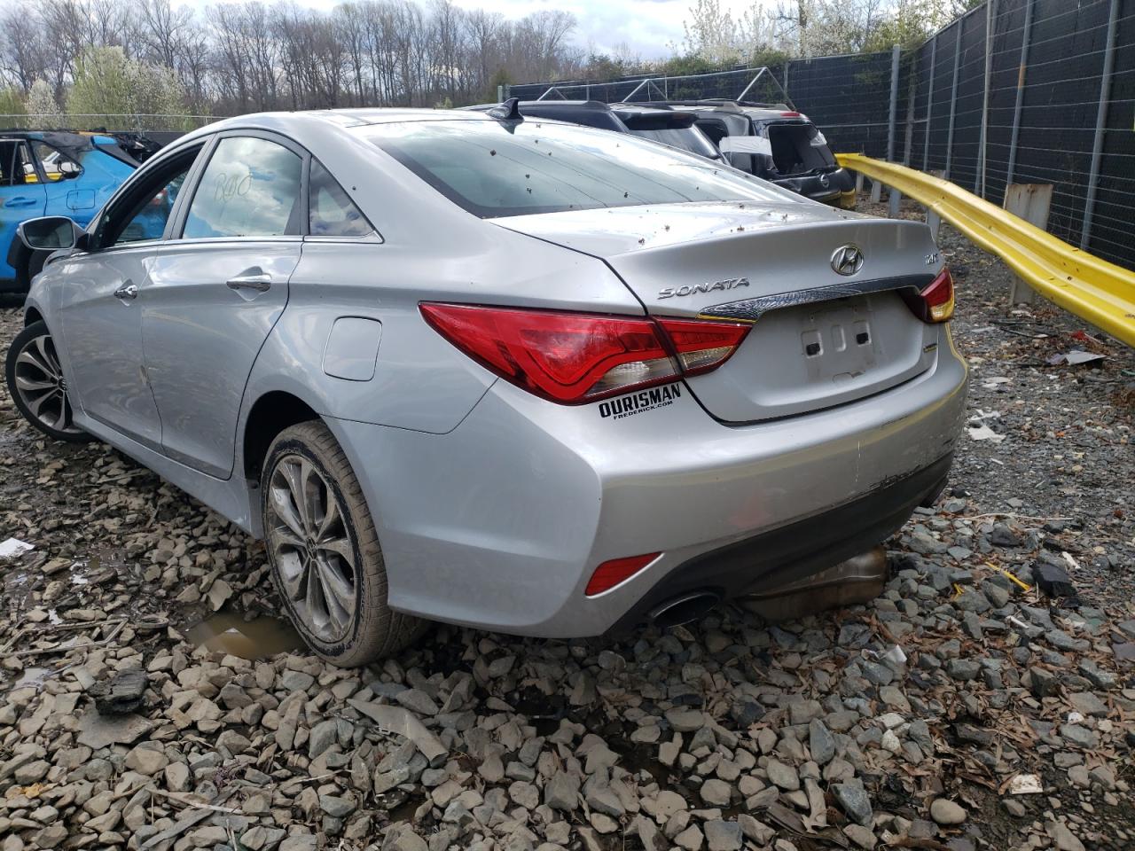 Photo 3 from auction – 2014 HYUNDAI SONATA SE with VIN 5NPEC4AB2EH897952