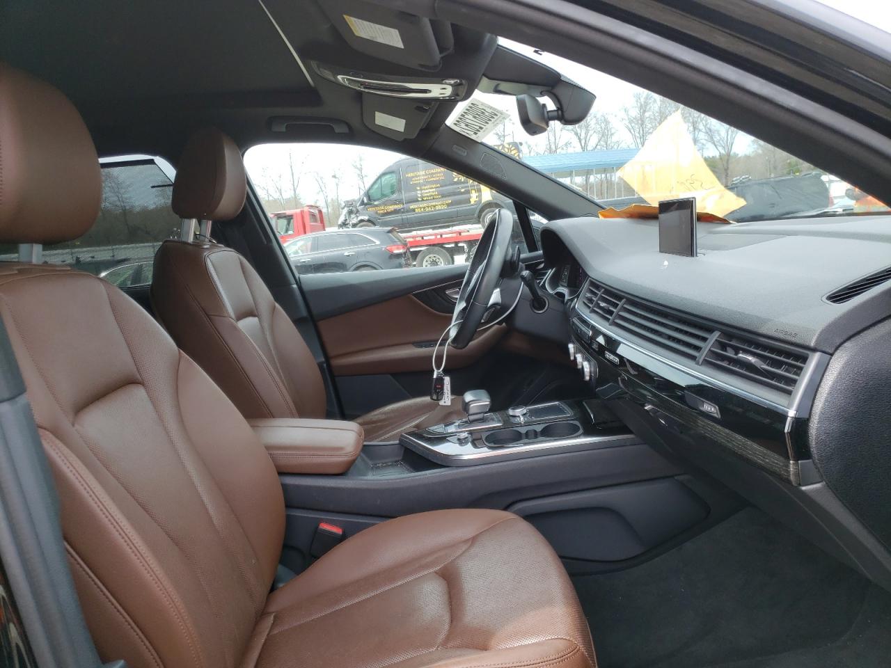 Photo 5 from auction – 2017 AUDI Q7 PREMIUM with VIN WA1LHAF73HD056528