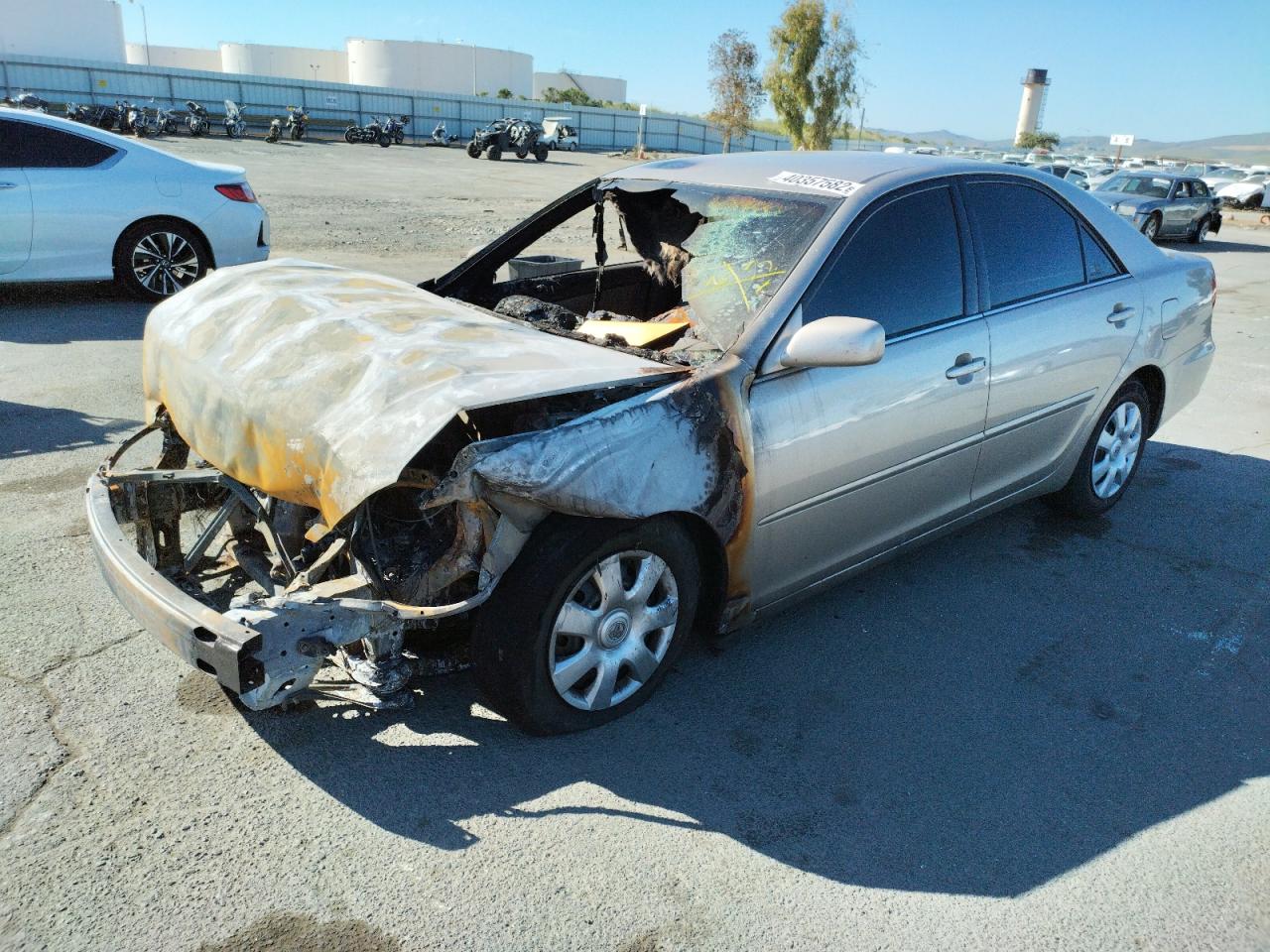 Photo 2 from auction – 2003 TOYOTA CAMRY LE with VIN 4T1BE32K63U695345
