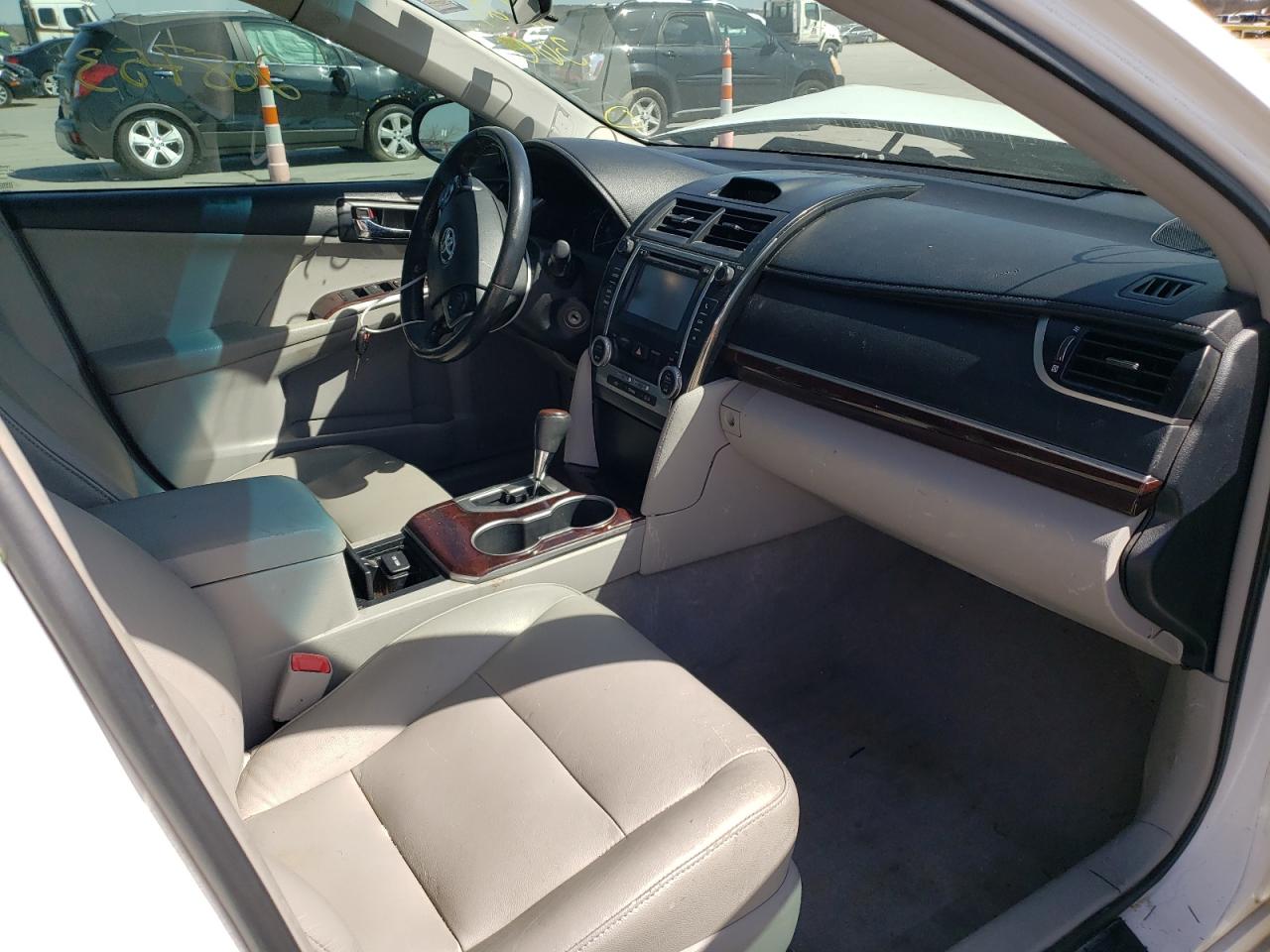Photo 5 from auction – 2012 TOYOTA CAMRY BASE with VIN 4T1BF1FK6CU511419