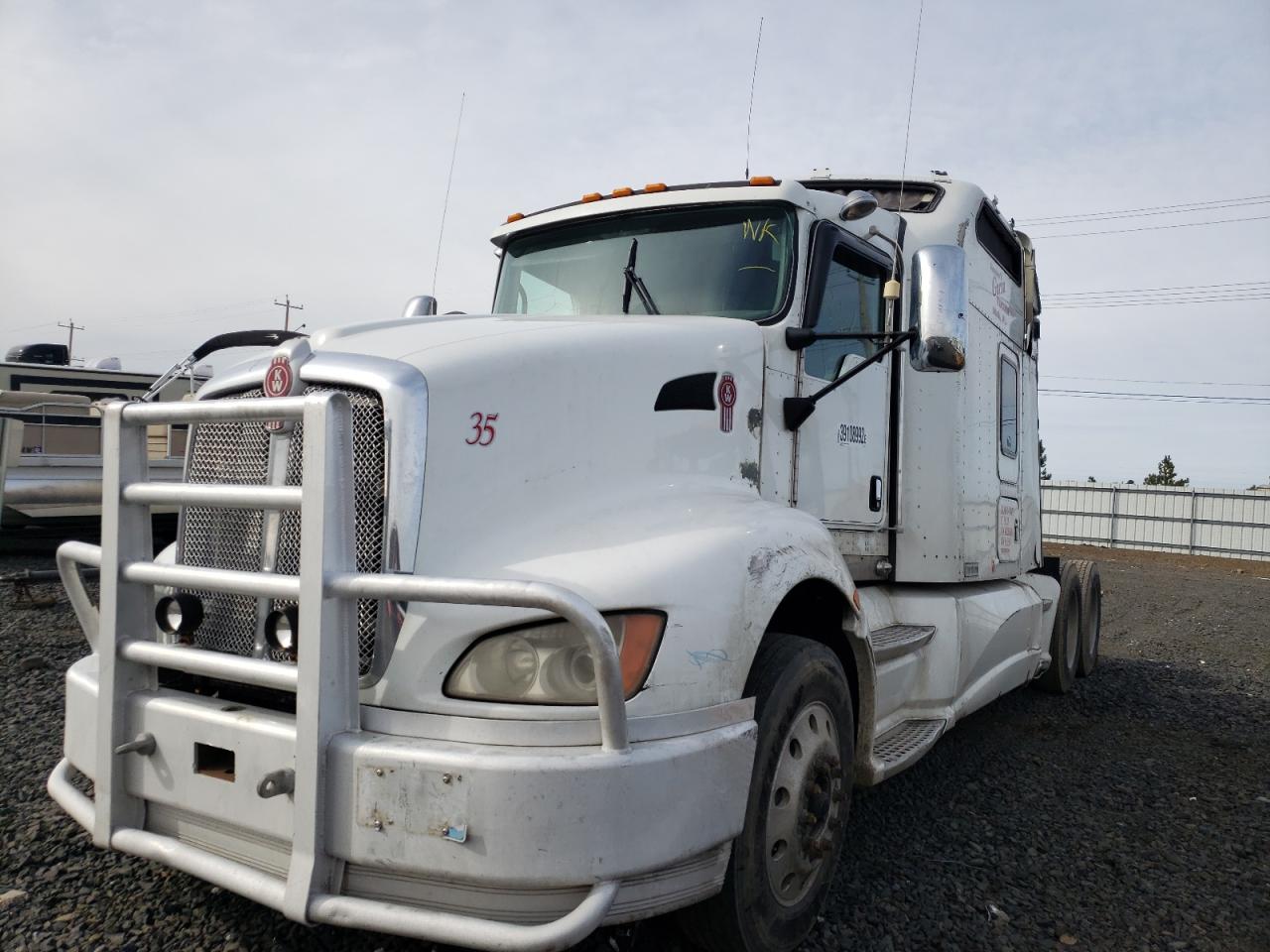 Photo 2 from auction – 2008 KENWORTH CONSTRUCTI with VIN 1XKAD49X08R203689