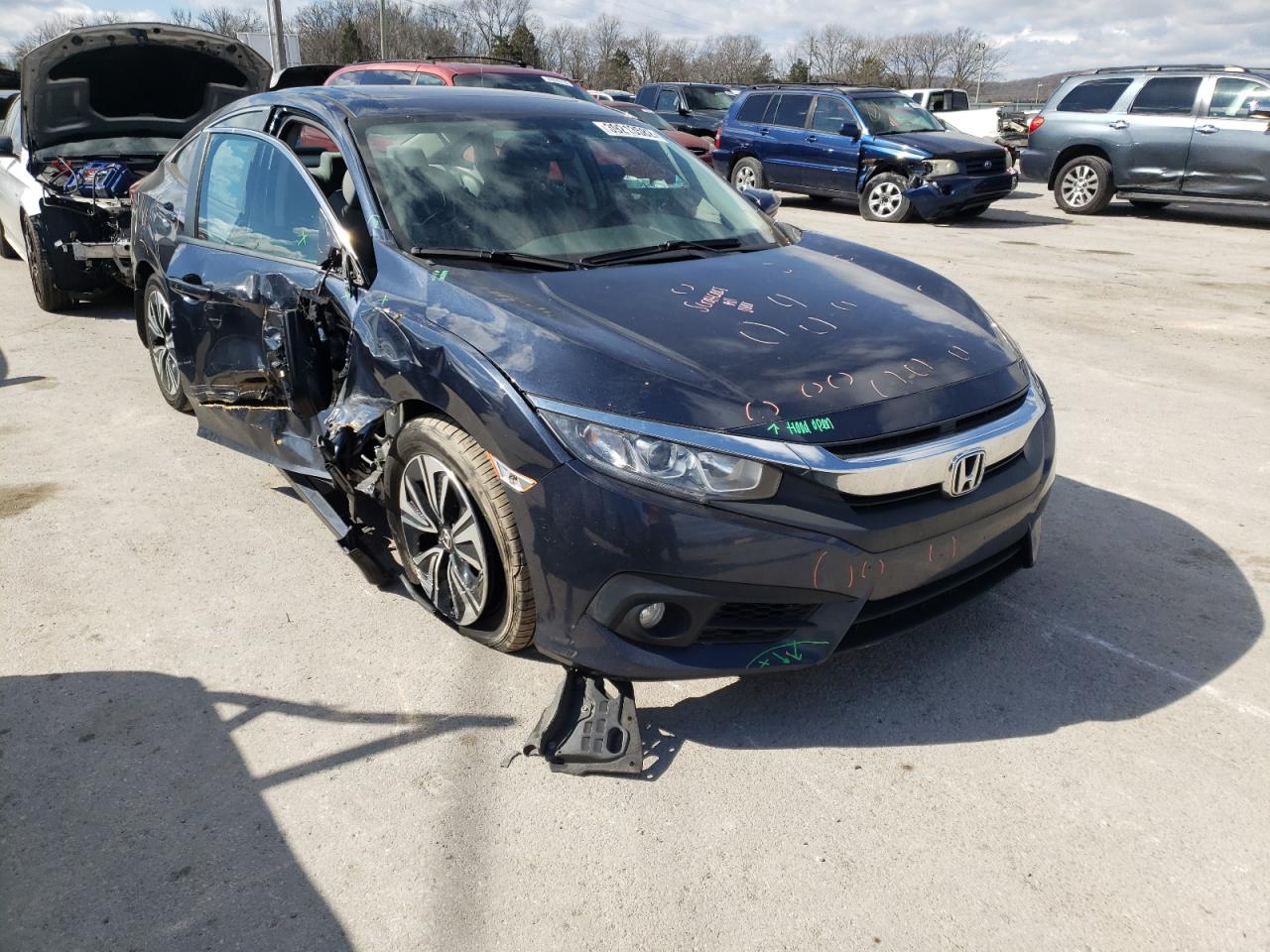 Photo 1 from auction – 2017 HONDA CIVIC EX with VIN 19XFC1F35HE028064