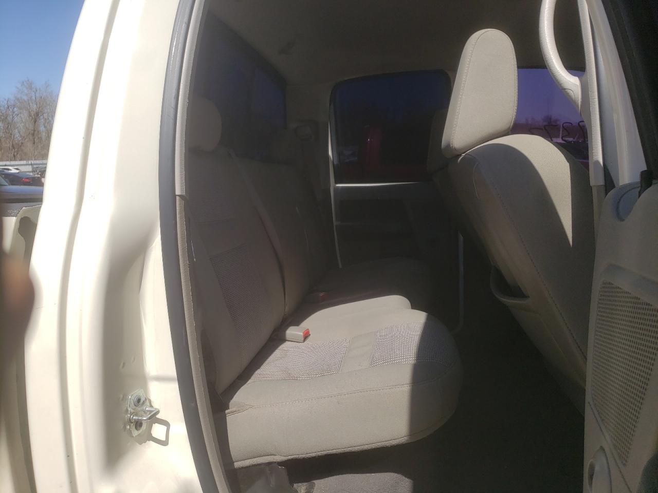 Photo 6 from auction – 2008 DODGE RAM 1500 S with VIN 1D7HU18248J164317