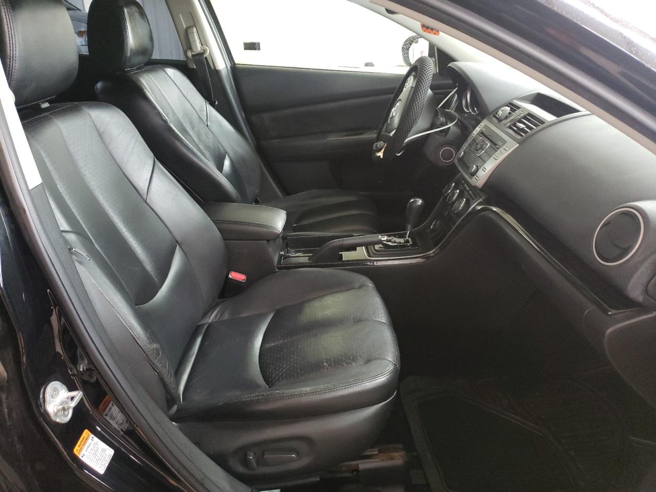 Photo 5 from auction – 2009 MAZDA 6 I with VIN 1YVHP82A295M33526