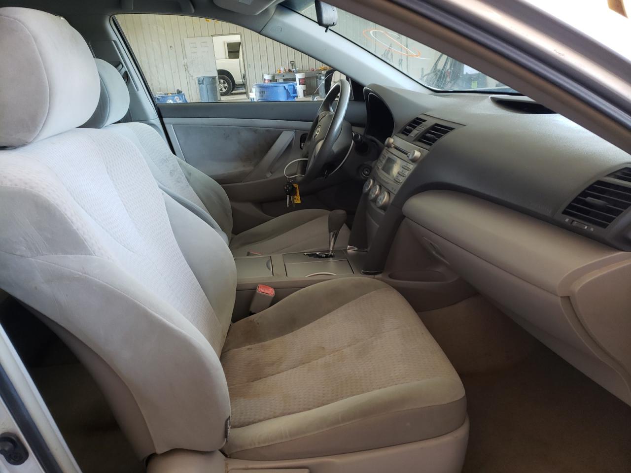 Photo 5 from auction – 2010 TOYOTA CAMRY BASE with VIN 4T1BF3EK8AU096002