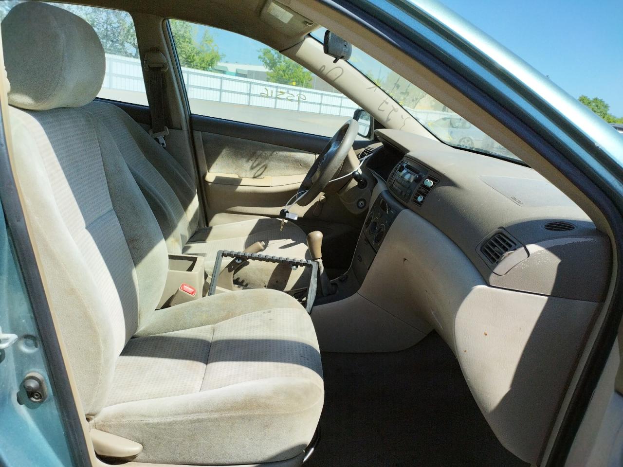Photo 5 from auction – 2005 TOYOTA COROLLA CE with VIN 1NXBR32E15Z436294