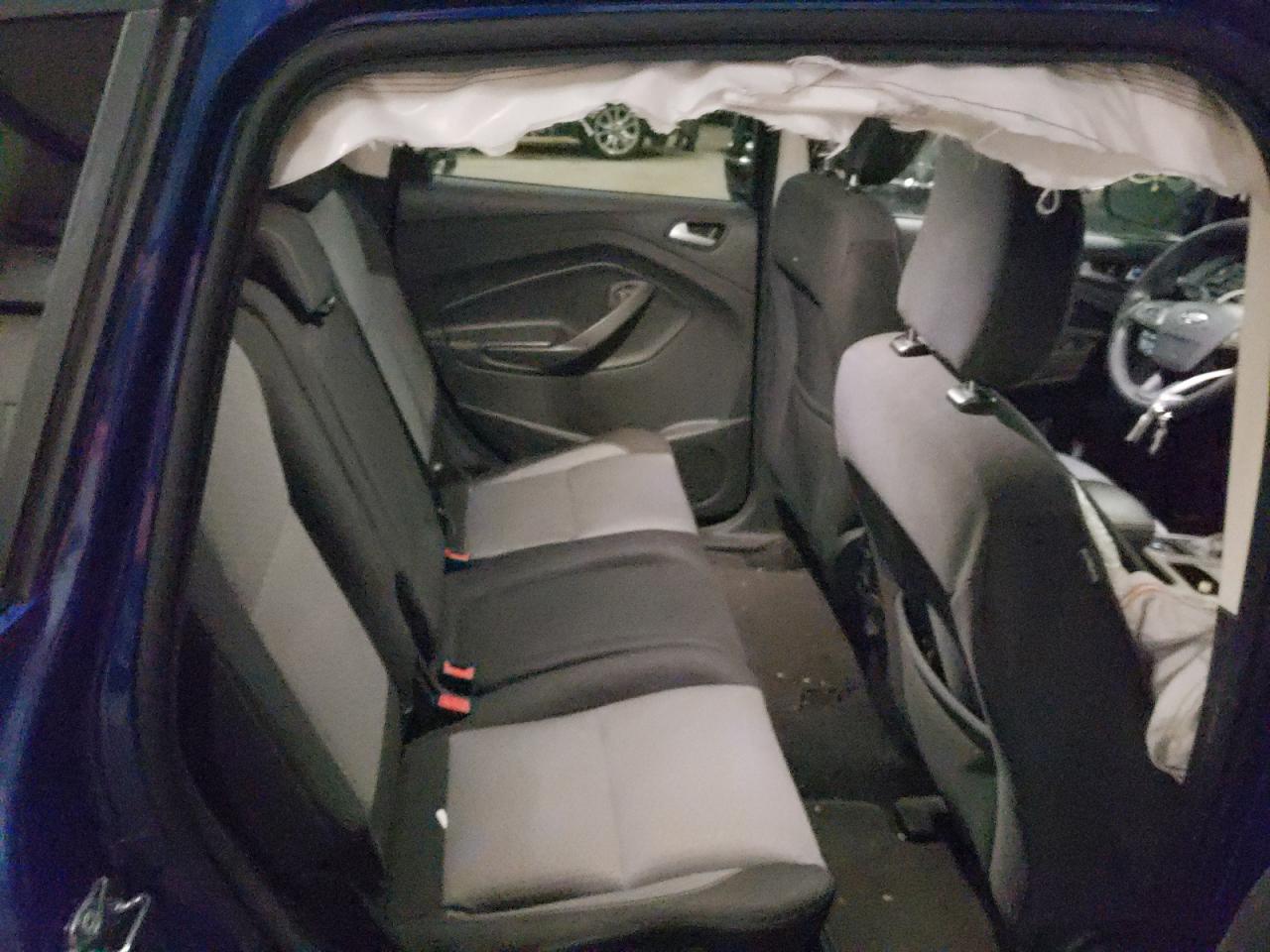 Photo 6 from auction – 2019 FORD ESCAPE SE with VIN 1FMCU9GD7KUA69709