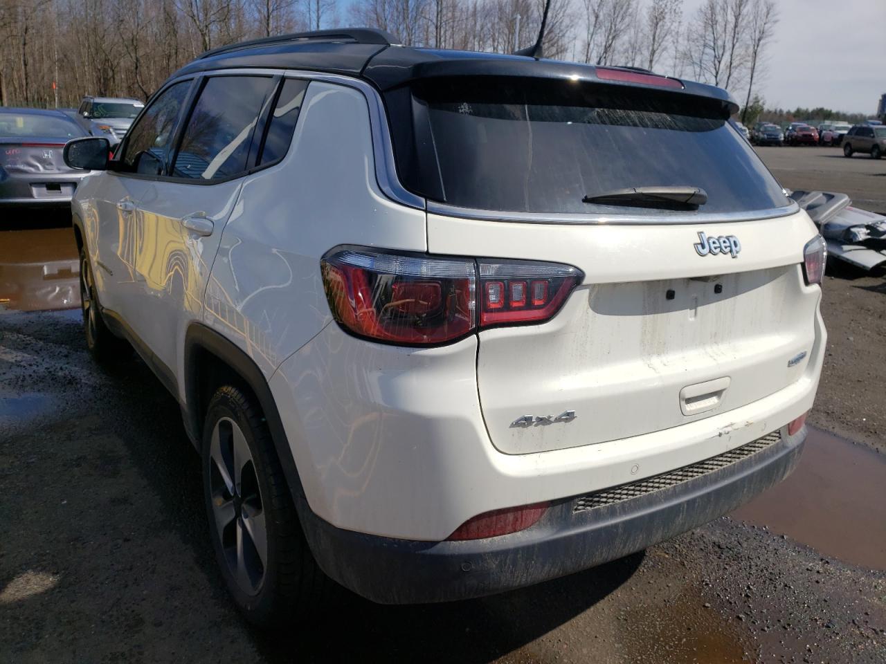 Photo 3 from auction – 2018 JEEP COMPASS LA with VIN 3C4NJDBB9JT144496