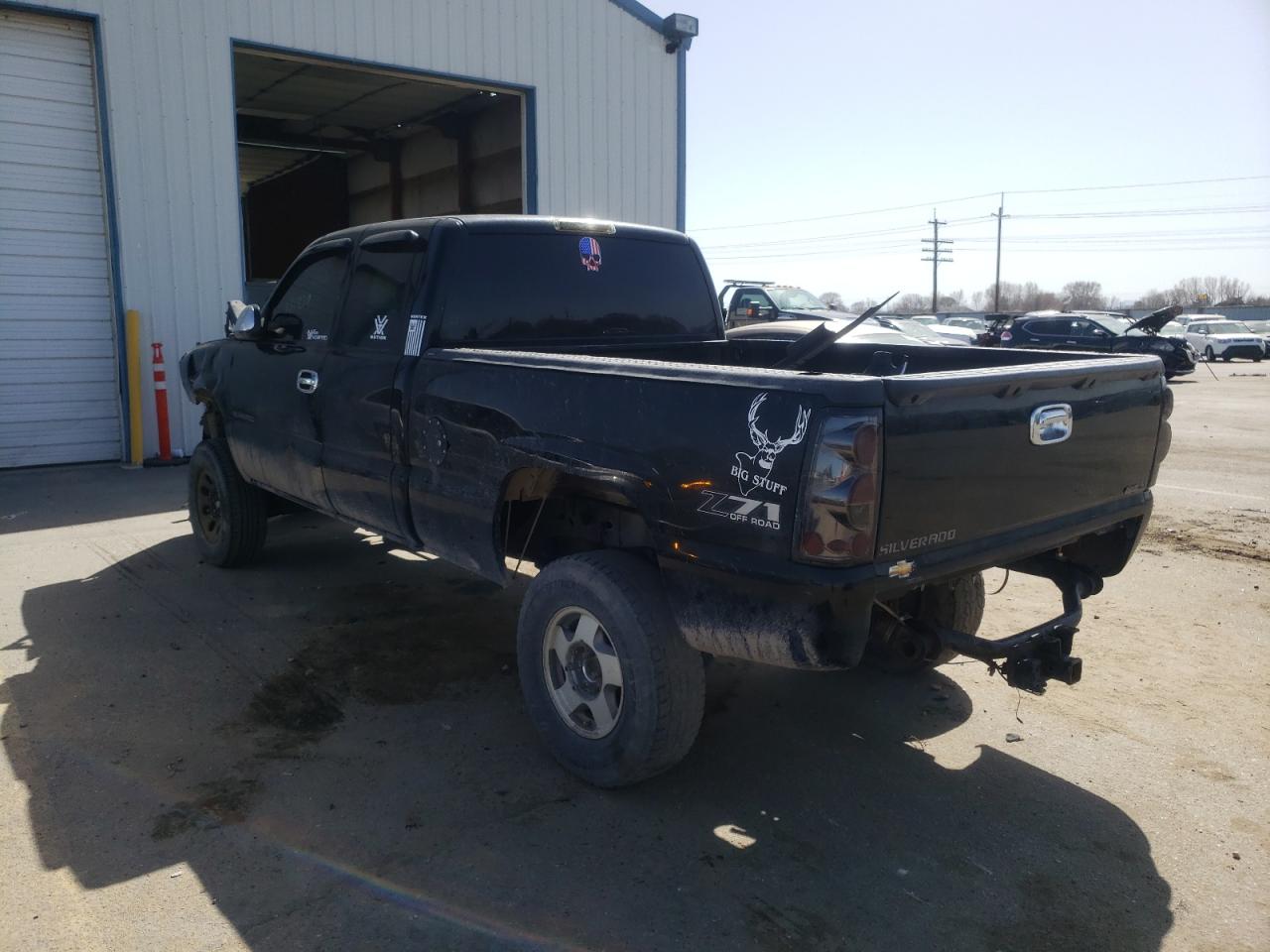 Photo 3 from auction – 2006 CHEVROLET SILVERADO with VIN 1GCEK19BX6Z182952