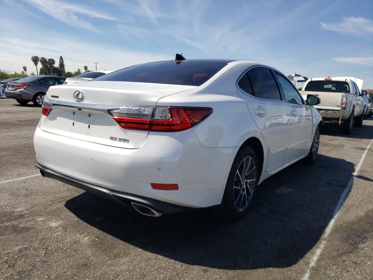 Photo 4 from auction – 2016 LEXUS ES 350 with VIN JTHBK1GGXG2245333