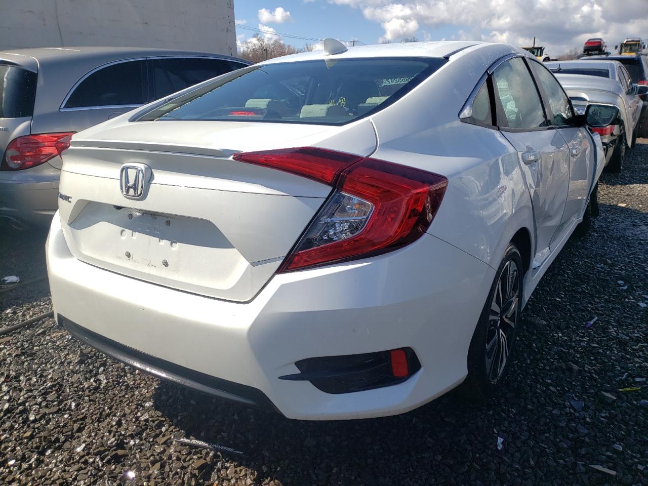 Photo 4 from auction – 2016 HONDA CIVIC EX with VIN 19XFC1F3XGE200359