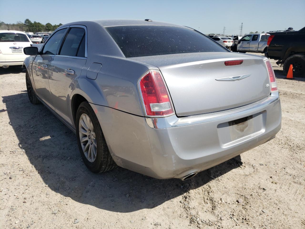 Photo 3 from auction – 2013 CHRYSLER 300 with VIN 2C3CCAAG7DH732007