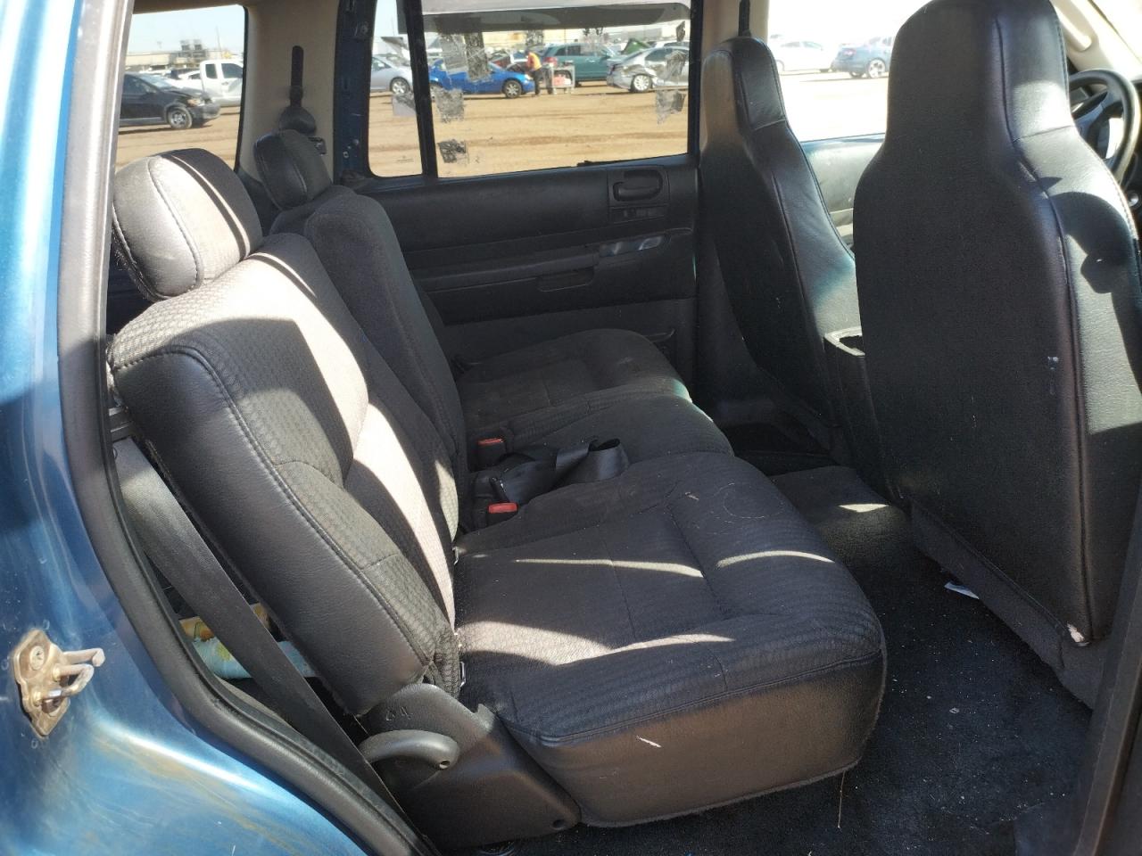 Photo 6 from auction – 2003 DODGE DURANGO with VIN 1D4HS38N63F566313