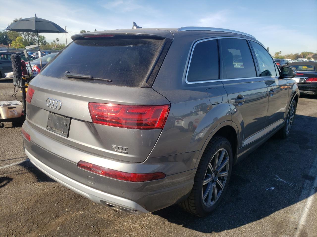 Photo 4 from auction – 2017 AUDI Q7 PRESTIG with VIN WA1VAAF7XHD059150