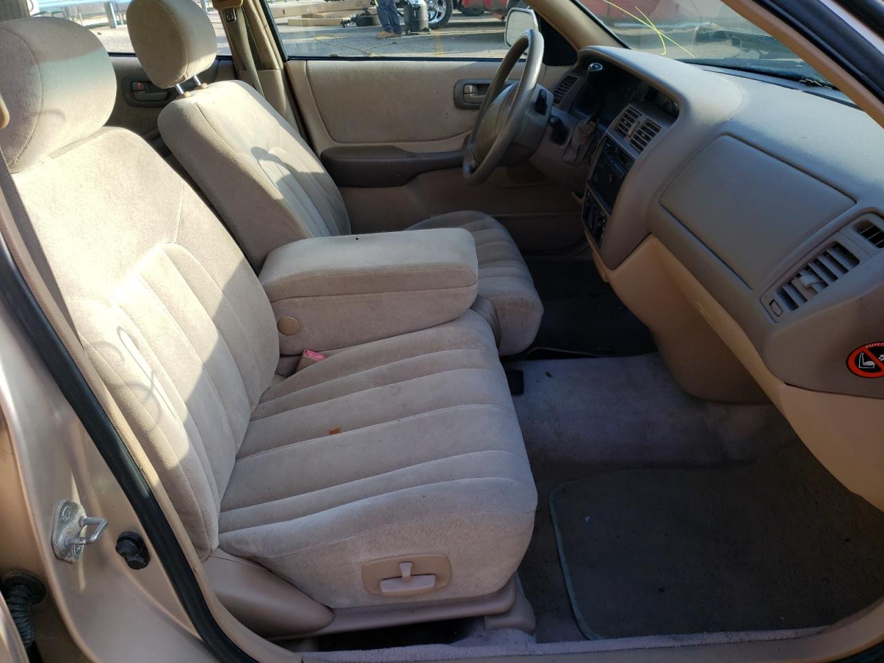 Photo 5 from auction – 1996 TOYOTA AVALON with VIN 4T1BF12B5TU105959