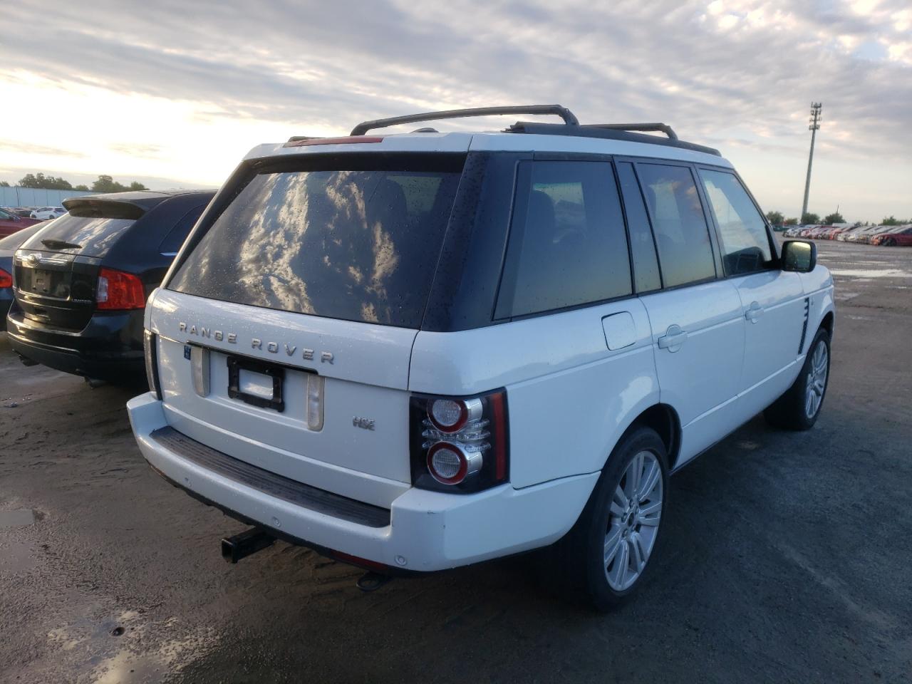 Photo 4 from auction – 2012 LAND ROVER RANGE ROVE with VIN SALMF1D43CA377478