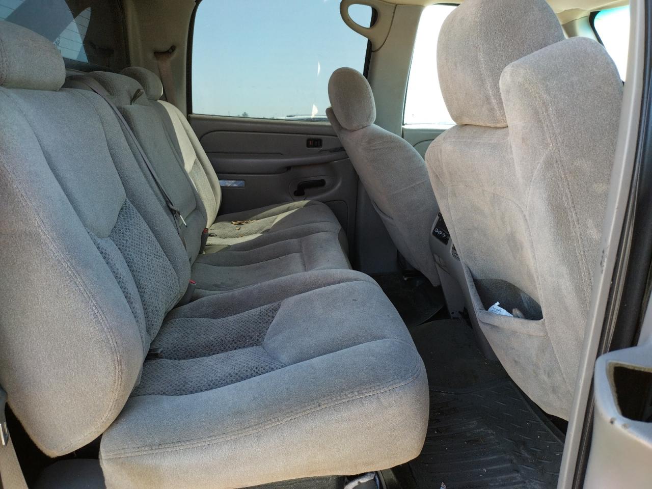 Photo 6 from auction – 2006 CHEVROLET AVALANCHE with VIN 3GNEC12Z06G147137