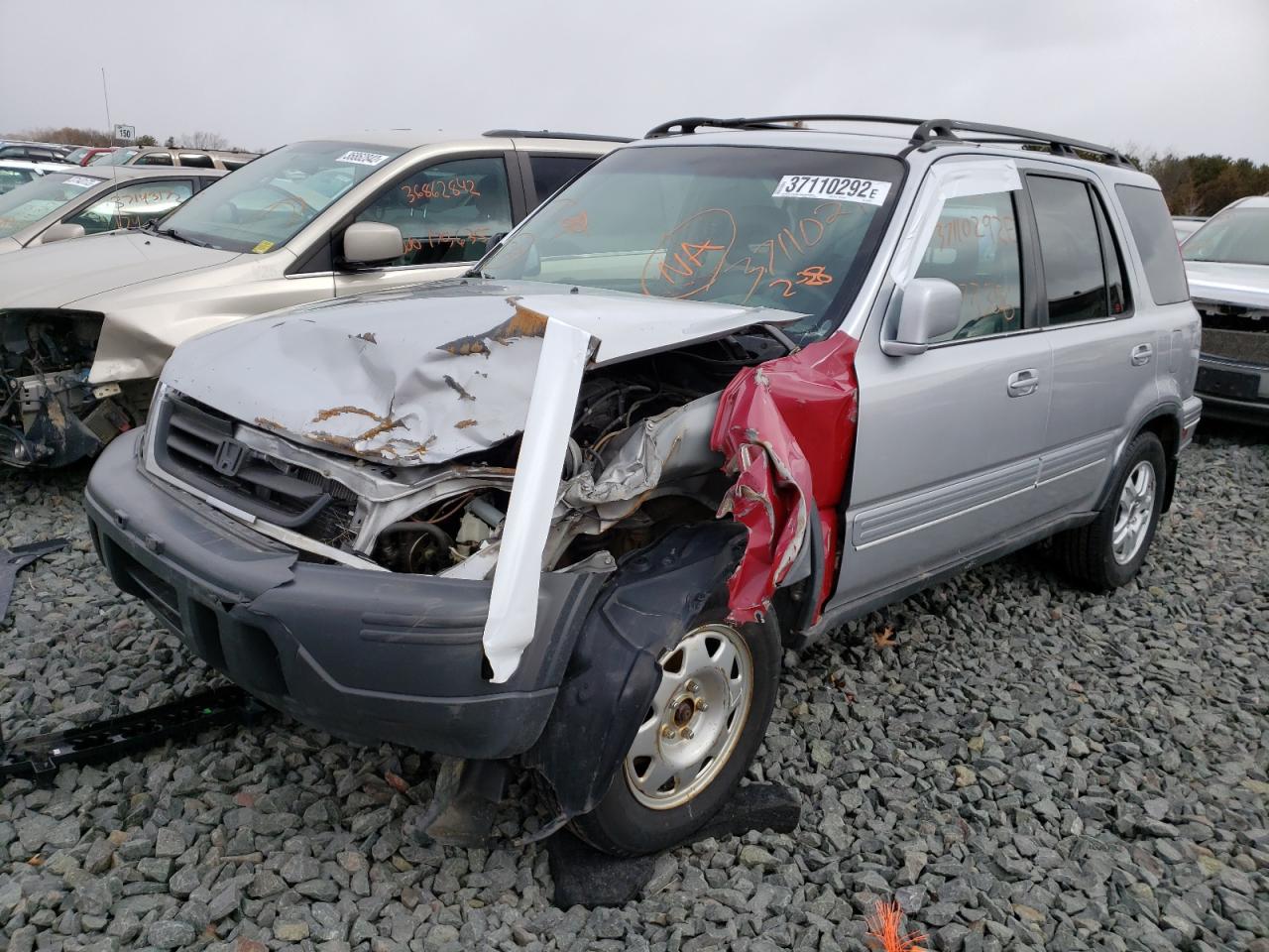 Photo 2 from auction – 2001 HONDA CR-V SE with VIN JHLRD18781C056953