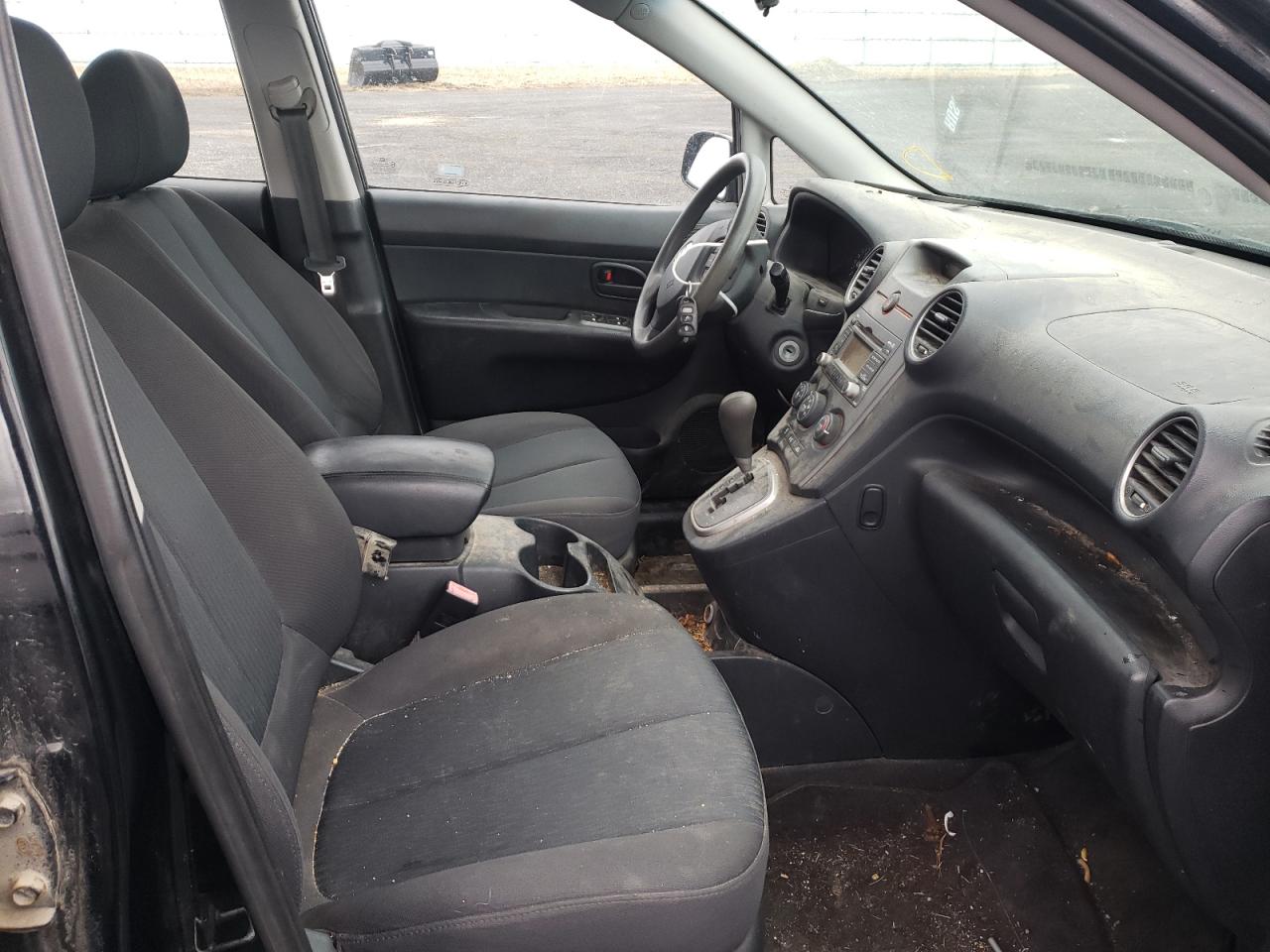 Photo 5 from auction – 2009 KIA RONDO BASE with VIN KNAFG528397273148