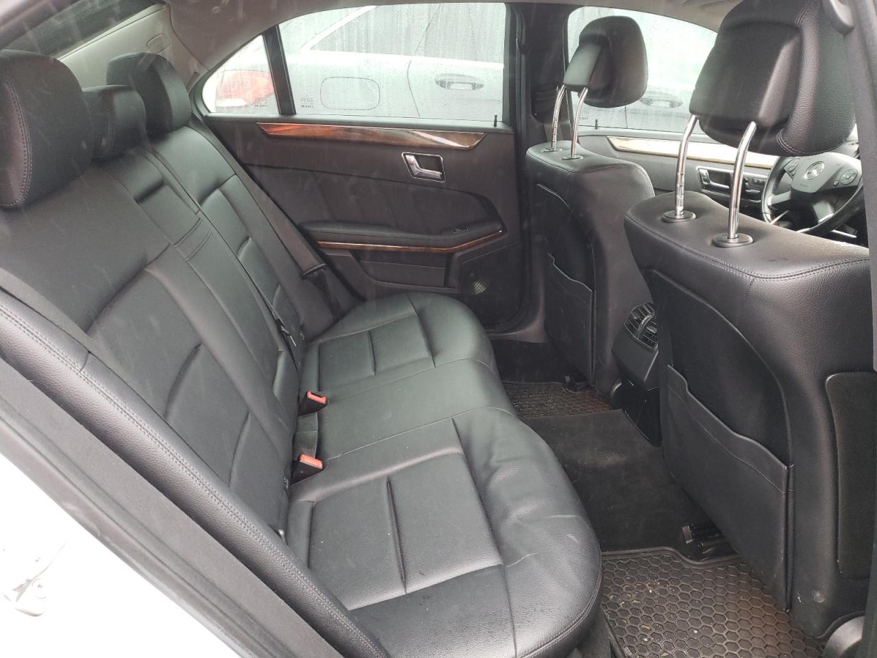 Photo 6 from auction – 2011 MERCEDES-BENZ E 350 4MAT with VIN WDDHF8HB2BA305055