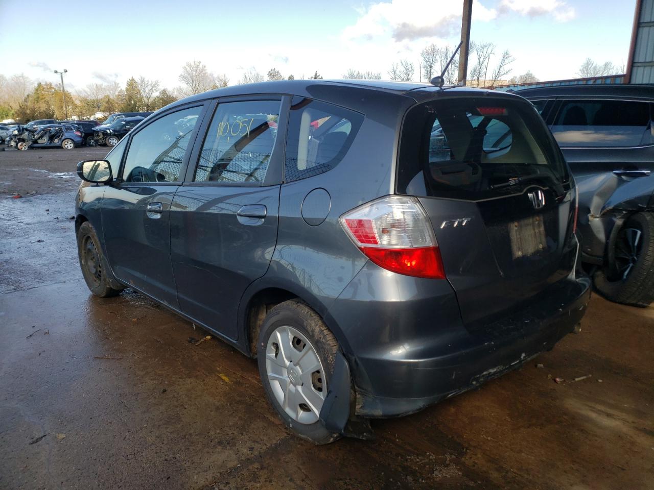 Photo 3 from auction – 2013 HONDA FIT with VIN JHMGE8H37DC047638