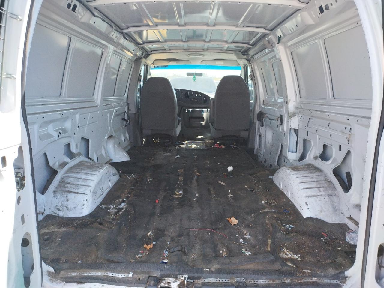 Photo 6 from auction – 2007 FORD ECONOLINE with VIN 1FTSE34L57DA32445