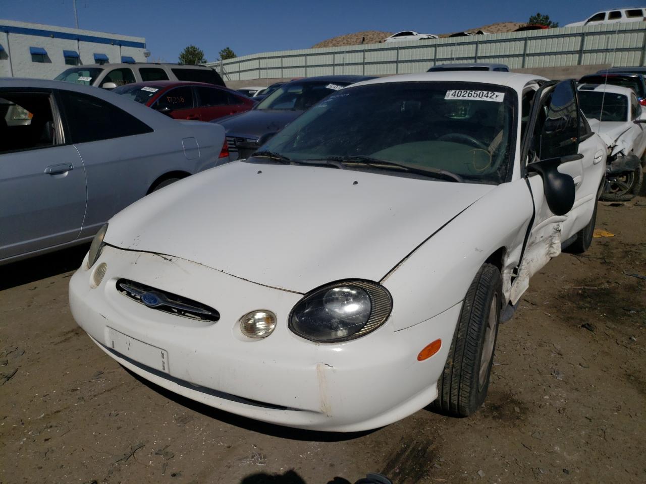 Photo 2 from auction – 1999 FORD TAURUS LX with VIN 1FAFP52U2XG294446