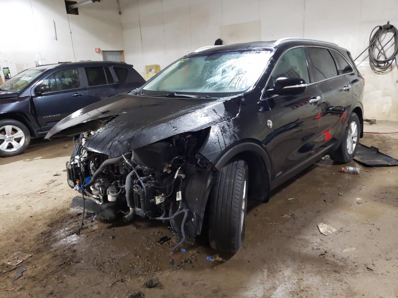 Photo 2 from auction – 2018 KIA SORENTO LX with VIN 5XYPGDA36JG353008