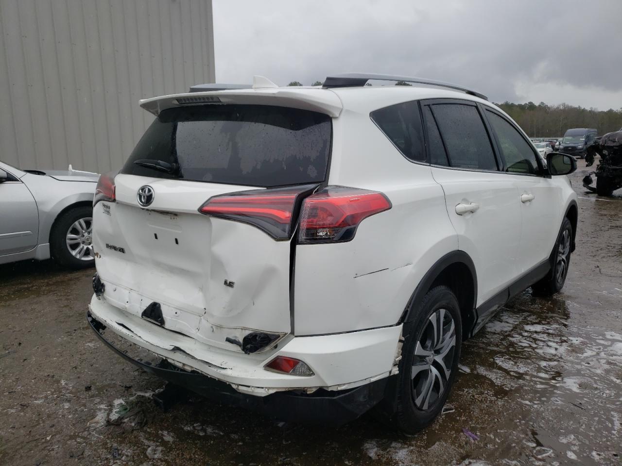 Photo 9 from auction – 2017 TOYOTA RAV4 LE with VIN JTMZFREV3HJ110271