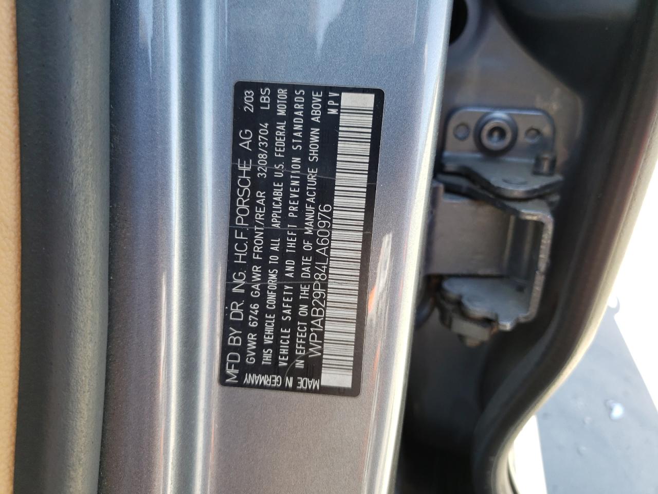 Photo 10 from auction – 2004 PORSCHE CAYENNE S with VIN WP1AB29P84LA60976