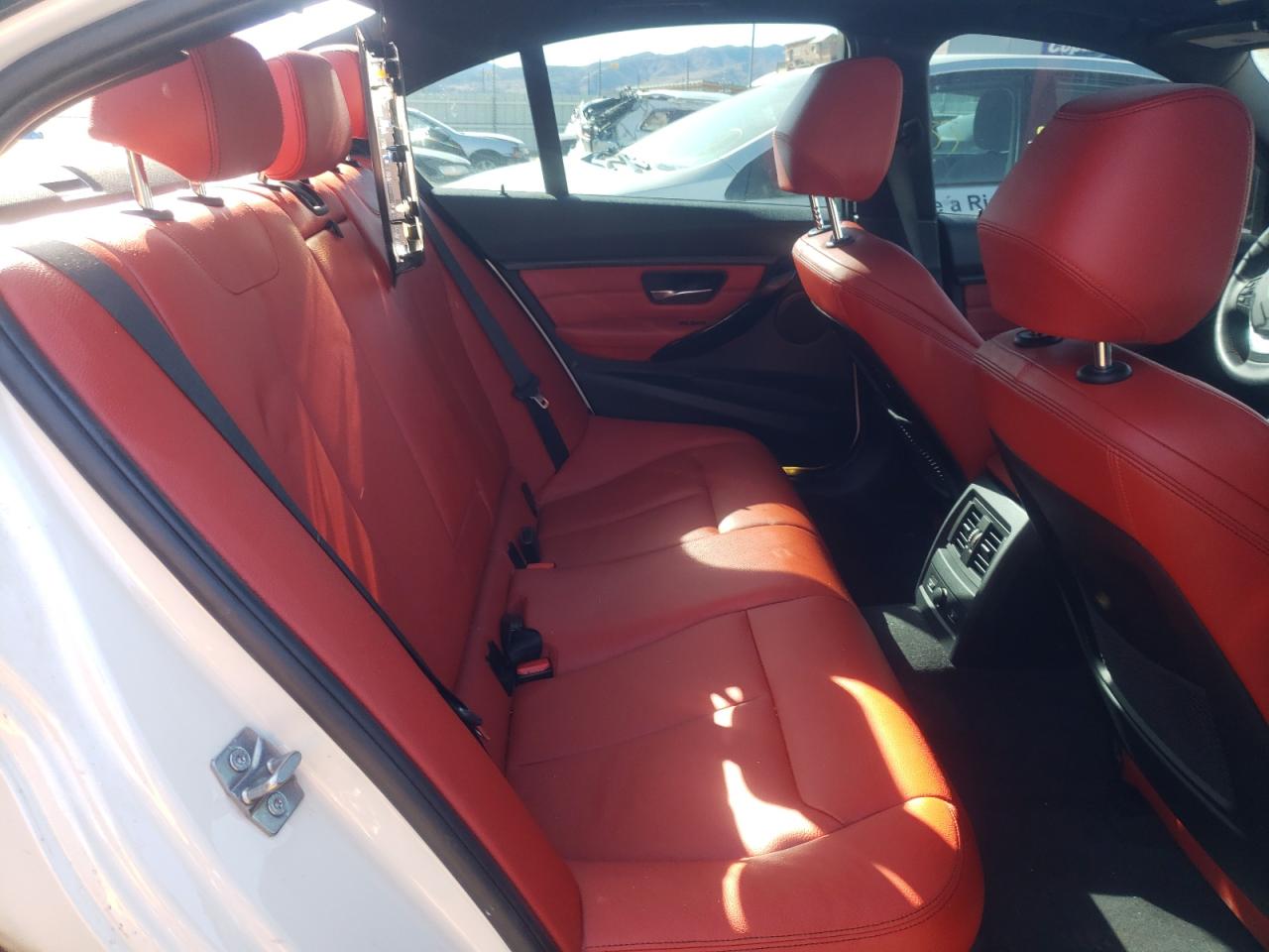 Photo 6 from auction – 2013 BMW 335 XI with VIN WBA3B9C55DF140970