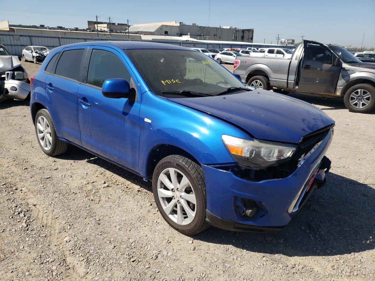 MITSUBISHI OUTLANDER 2015 с VIN 4A4AP3AU4FE020730 - Фото с аукциона