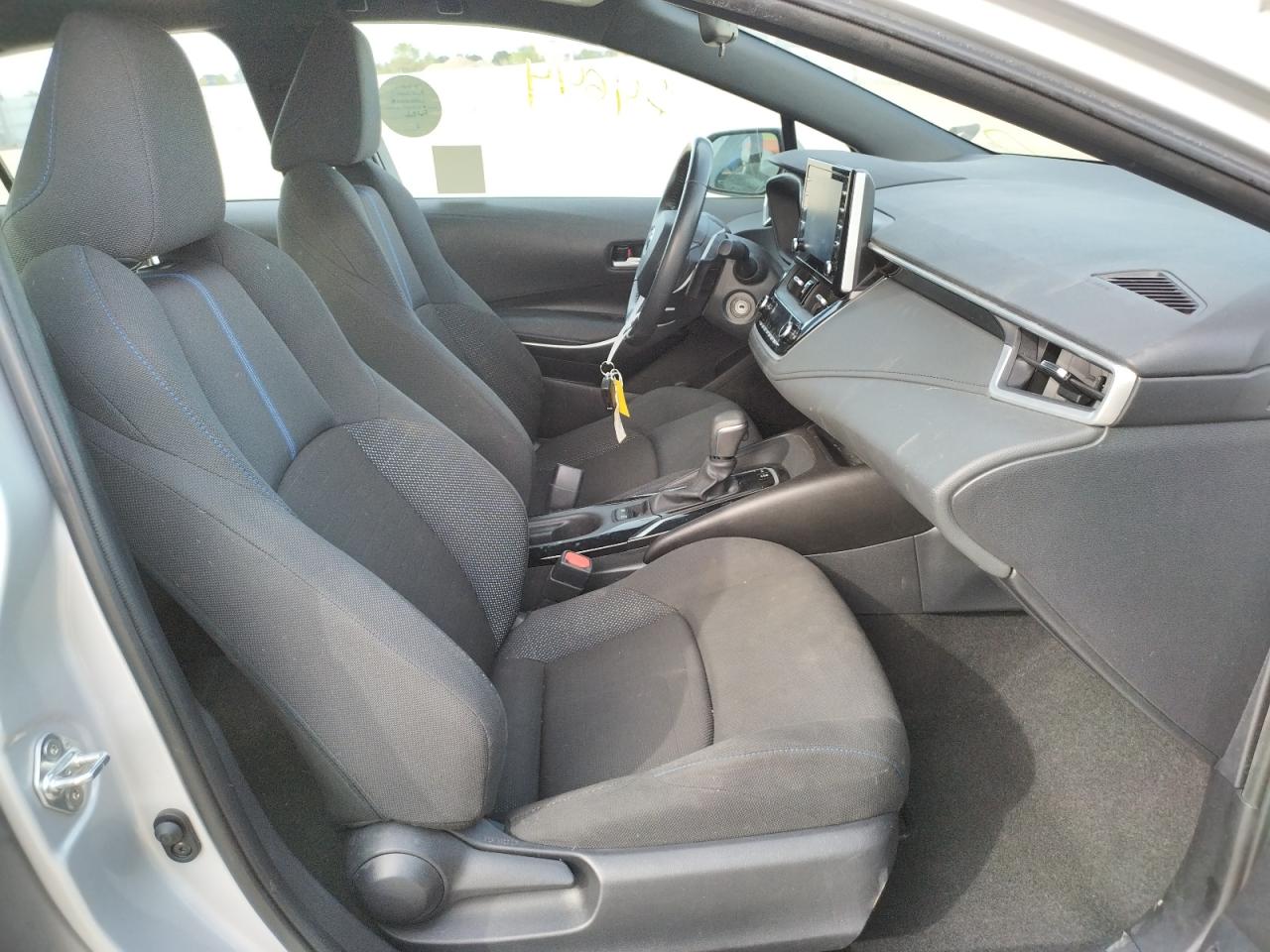 Photo 5 from auction – 2020 TOYOTA COROLLA SE with VIN 5YFS4RCE0LP016251