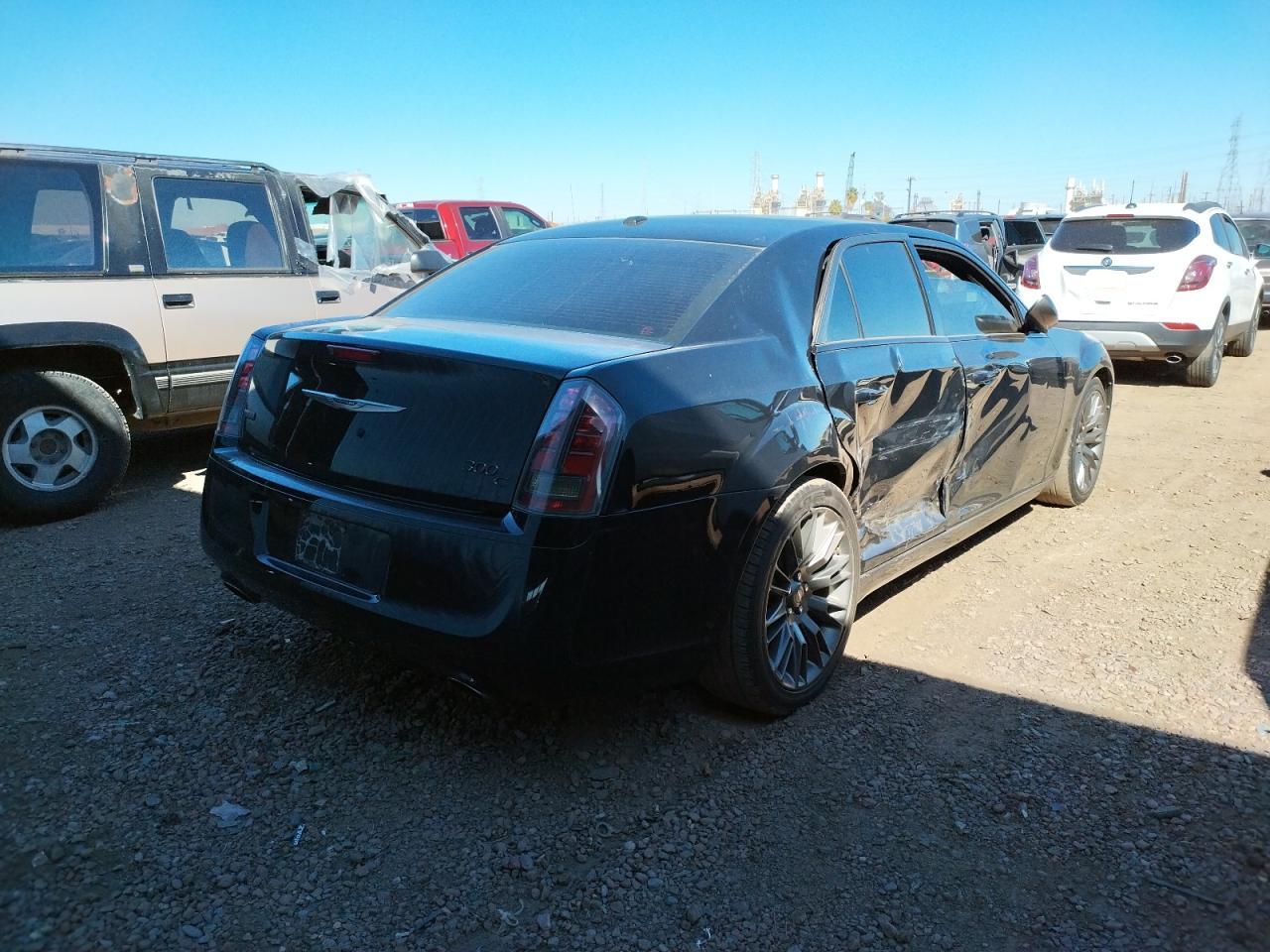 Photo 4 from auction – 2013 CHRYSLER 300C VARVA with VIN 2C3CCADG9DH732750