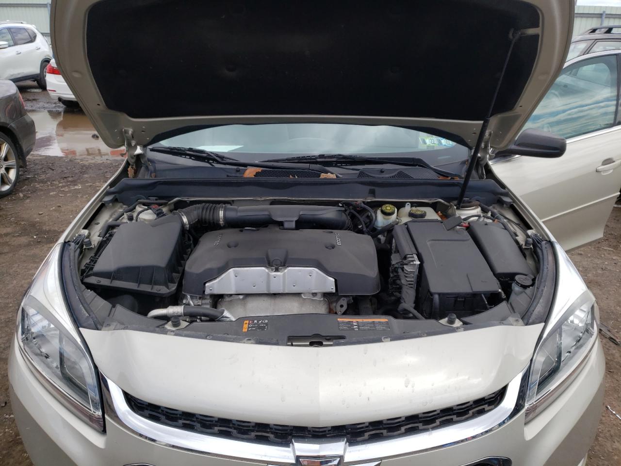 Photo 7 from auction – 2014 CHEVROLET MALIBU LS with VIN 1G11B5SL1EF216844