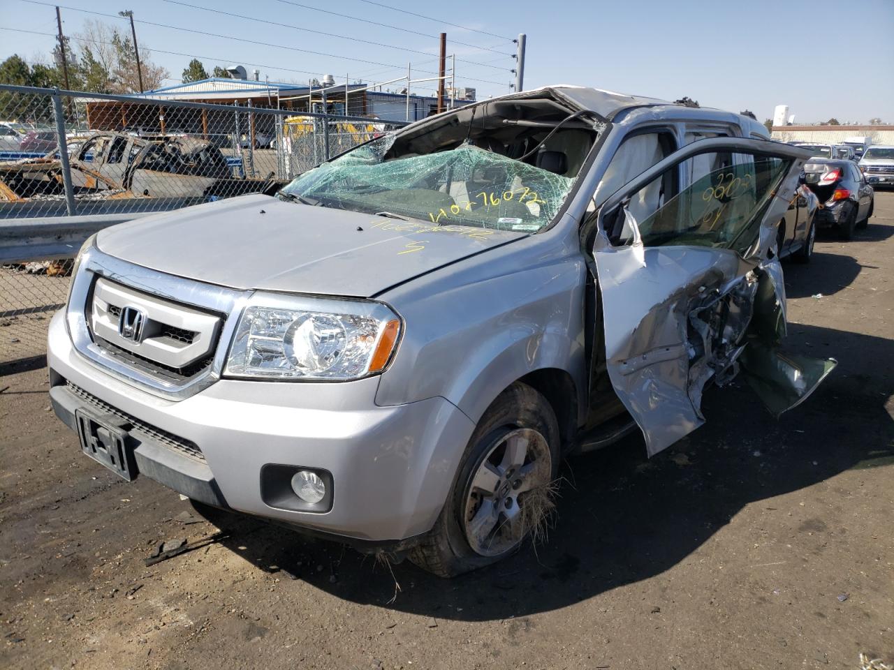 Photo 2 from auction – 2011 HONDA PILOT EXLN with VIN 5FNYF4H73BB001710