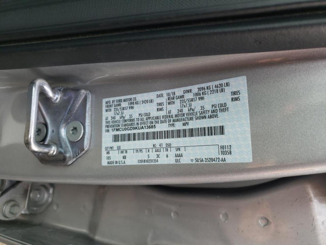Photo 10 from auction – 2019 FORD ESCAPE SE with VIN 1FMCU0GD9KUA13685